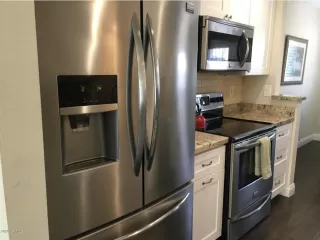 Photo #2: 6065247 Listing 