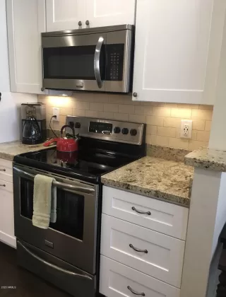 Photo #3: 6065247 Listing 