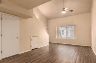 Photo #6: 6065271 Listing