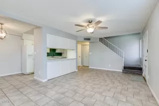 Photo #4: 6065623 Listing