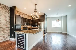 Photo #4: 6065702 Listing