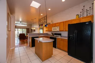 Photo #6: 6066069 Listing 