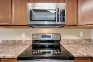 Photo #3: 6066165 Listing