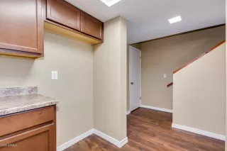 Photo #4: 6066165 Listing