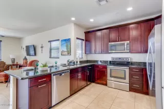 Photo #4: 6066166 Listing