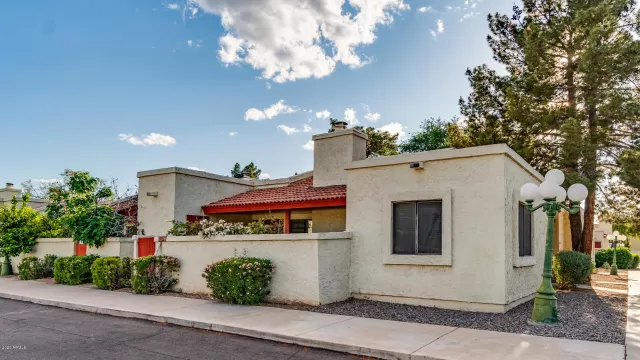 MLS: 6066206 Condo For Sale