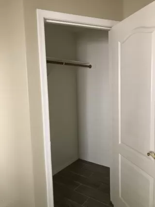 Photo #6: 6066529 Listing