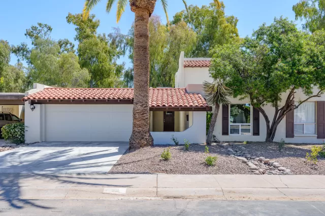 MLS: 6066543 Condo For Sale