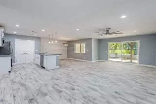 Photo #1: 6066543 Listing