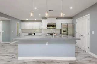 Photo #6: 6066543 Listing