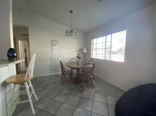 Photo #5: 6067150 Listing