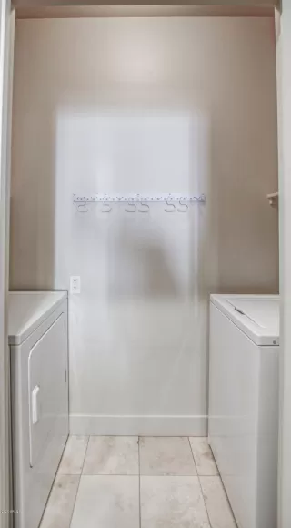 Photo #4: 6067443 Listing 