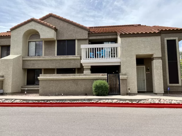 MLS: 6067662 Condo For Sale