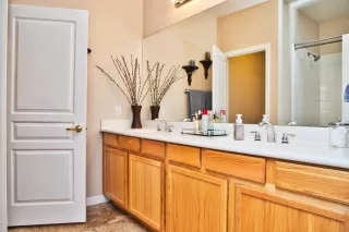 Photo #4: 6067667 Listing