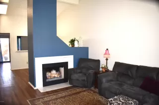 Photo #5: 6067759 Listing