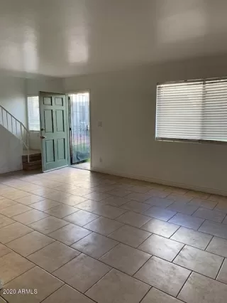 Photo #5: 6067767 Listing