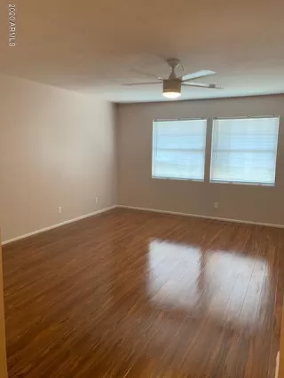 Photo #6: 6067881 Listing