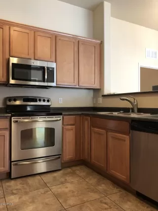 Photo #5: 6068022 Listing 