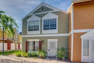 Photo #6: 6068074 Listing