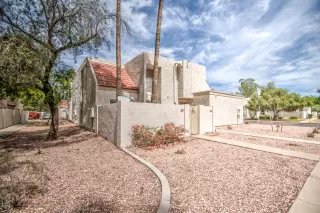 Photo #2: 6068182 Listing 