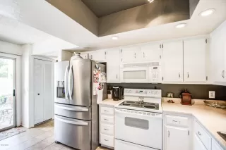 Photo #6: 6068182 Listing 