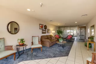 Photo #2: 6068327 Listing 