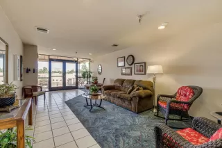 Photo #3: 6068327 Listing 