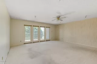 Photo #6: 6068327 Listing 