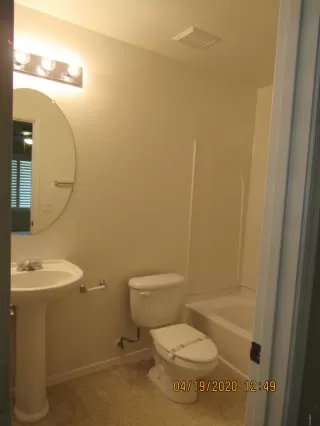 Photo #5: 6068340 Listing