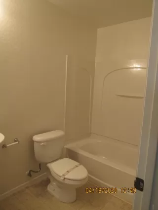 Photo #6: 6068340 Listing