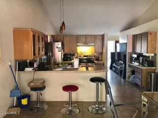 Photo #4: 6068479 Listing