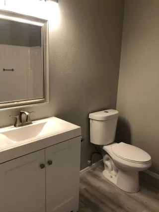 Photo #4: 6068857 Listing