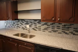 Photo #6: 6069165 Listing