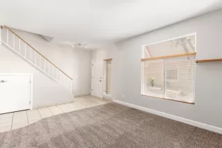 Photo #2: 6069333 Listing