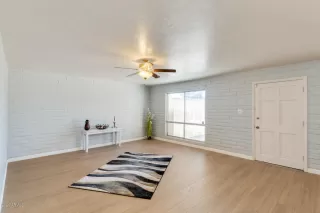 Photo #6: 6069580 Listing