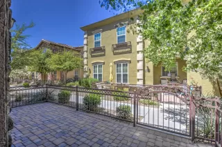 Photo #3: 6069649 Listing