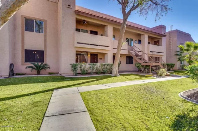 MLS: 6069688 Condo For Sale