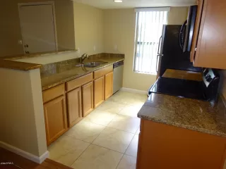 Photo #4: 6069728 Listing