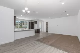 Photo #4: 6069745 Listing