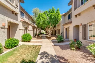 Photo #3: 6069880 Listing