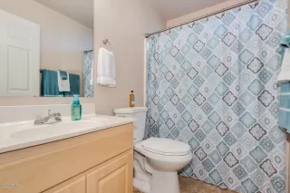 Photo #6: 6070001 Listing