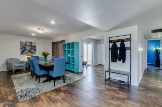 Photo #6: 6070121 Listing 