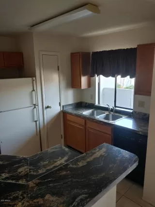 Photo #6: 6070140 Listing 