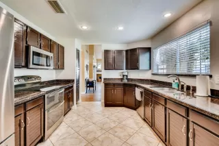 Photo #3: 6070233 Listing