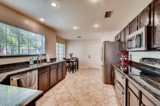 Photo #4: 6070233 Listing