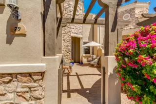 Photo #2: 6070319 Listing