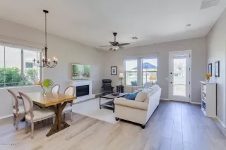 Photo #4: 6070319 Listing