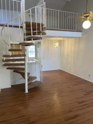 Photo #3: 6070394 Listing