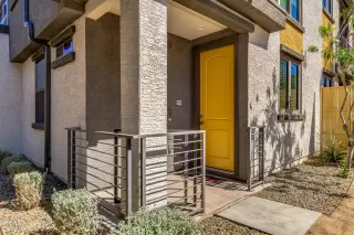 Photo #2: 6070586 Listing 