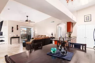 Photo #1: 6070618 Listing